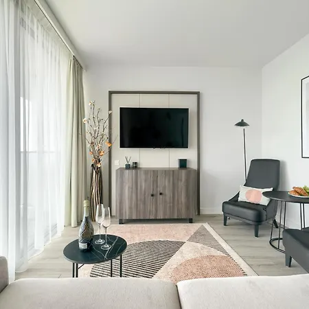 Your Holidays Waves C537 米兹多洛杰